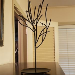 Tree necklace holder